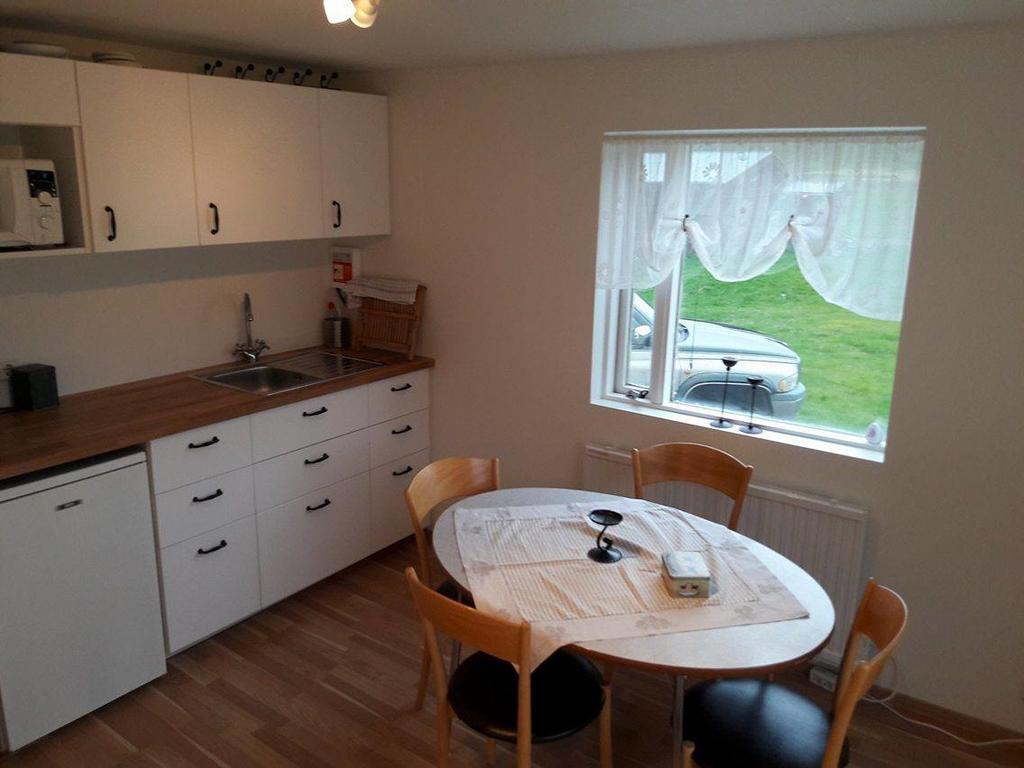 Sandhaugar Guesthouse Kiðagil Bagian luar foto